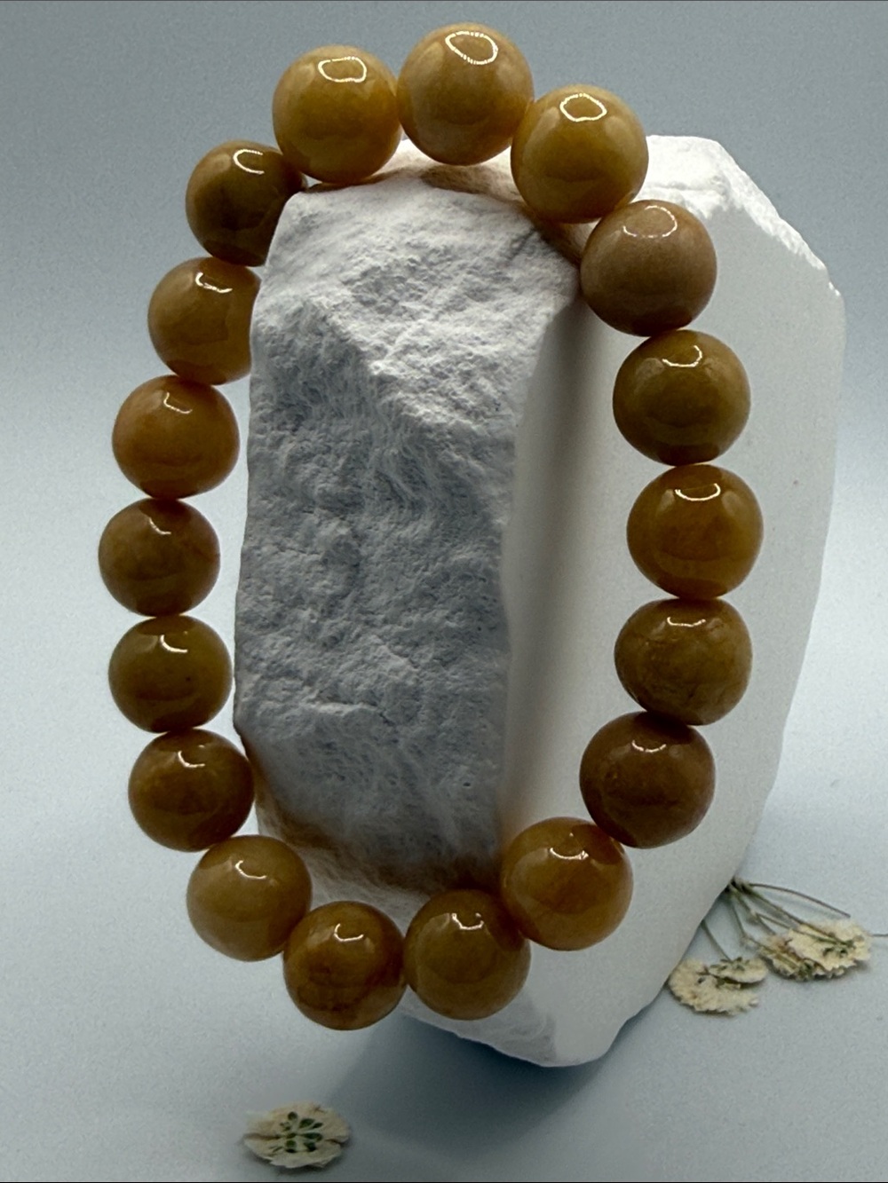 Unique Yellow Jade Bead Stretch Bracelet
